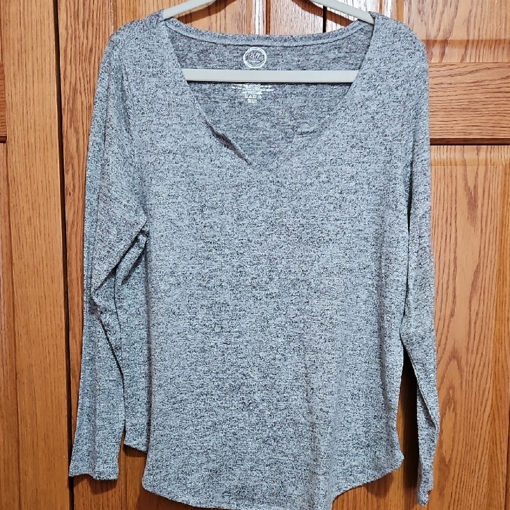 Maurices Heathered Gray Scoop Neck Sweater